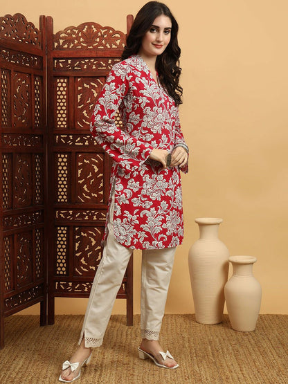 Women Rust Ethnic Motifs Printed V-Neck Flared Sleeves Kurta