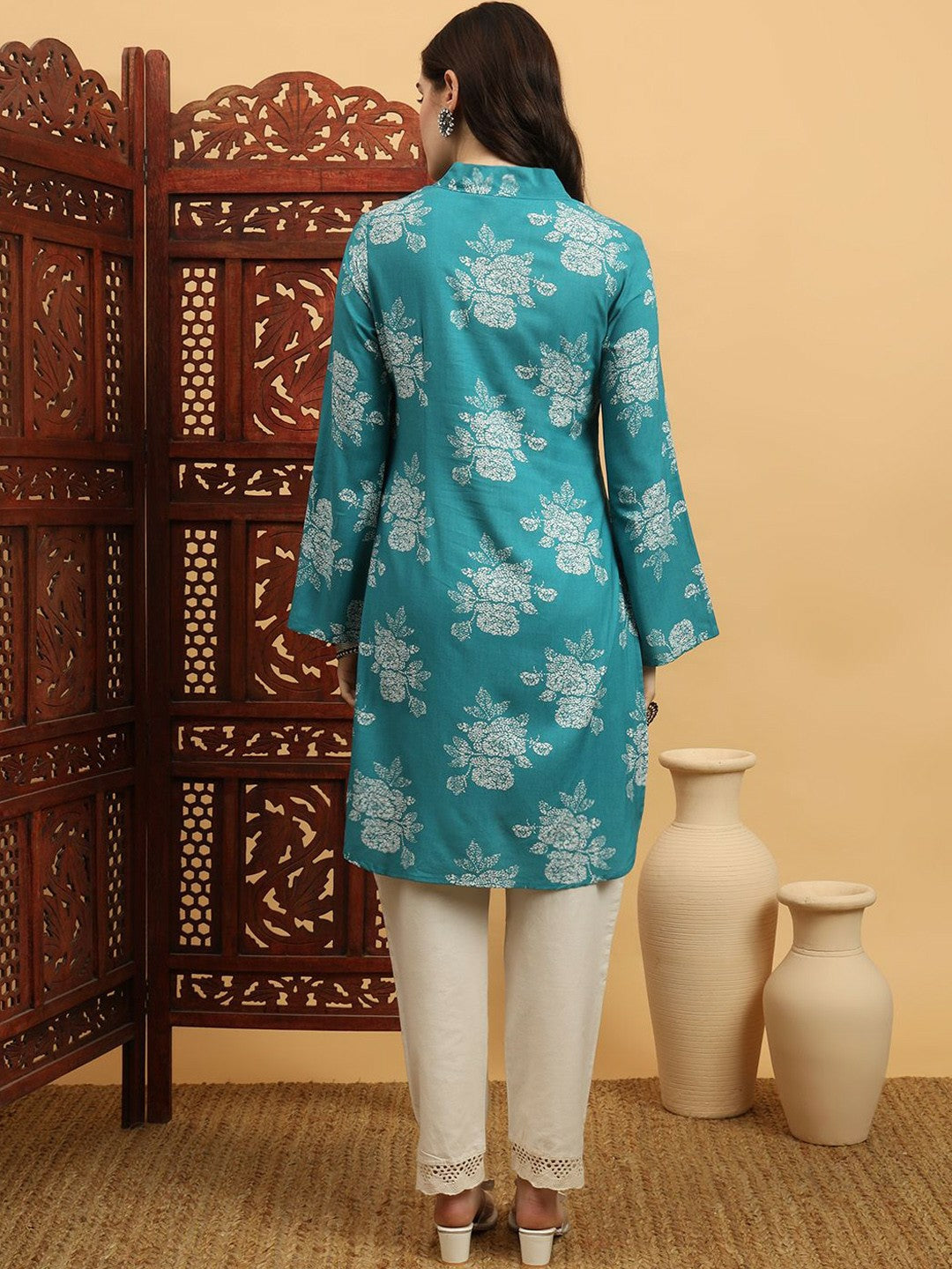 Women Ethnic Motifs Printed Flared Sleeves Indigo Kurta