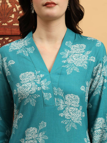 Women Ethnic Motifs Printed Flared Sleeves Indigo Kurta