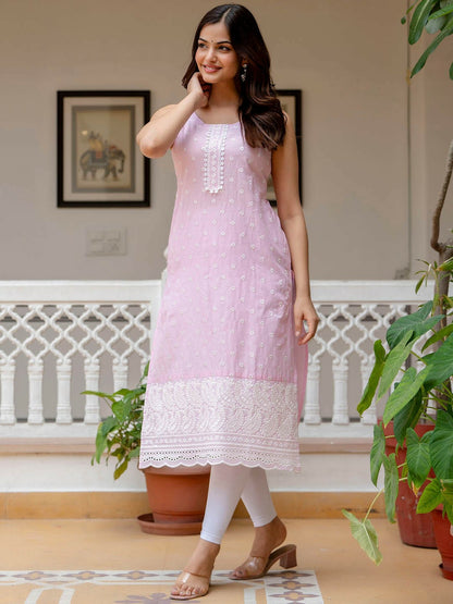 Women Pink Floral Embroidered Thread Work Kurta