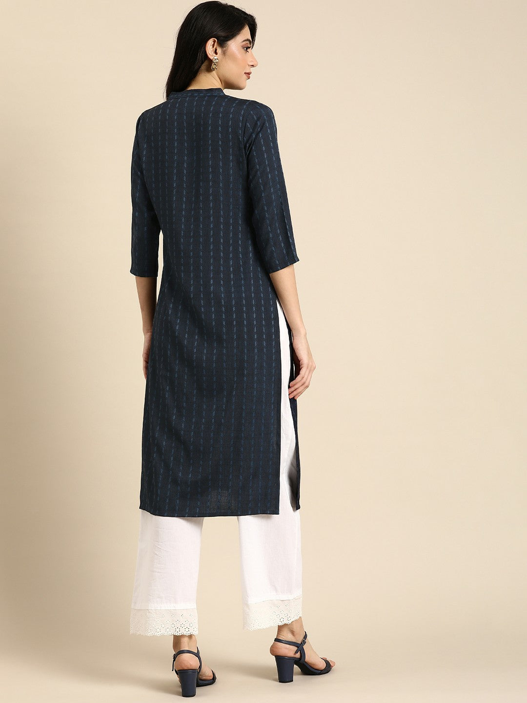 Women Navy Blue Geometric Woven Design Kurta