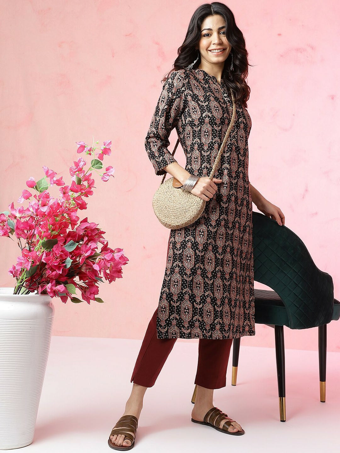 Black Ethnic Motifs Printed Mandarin Collar Straight Kurta