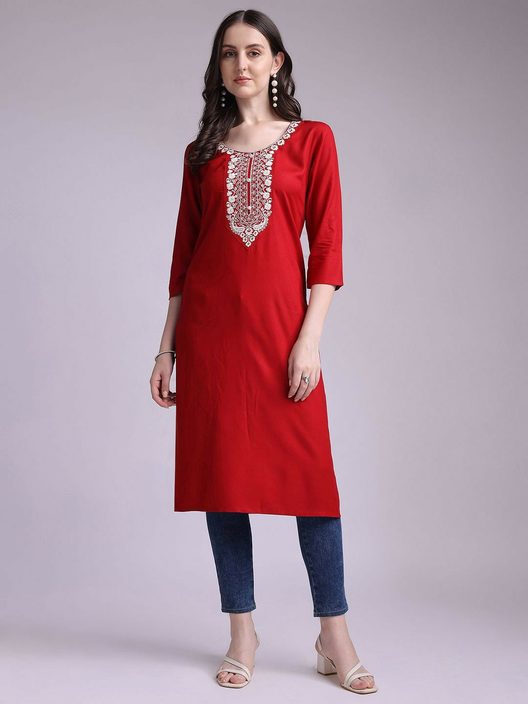 Women Red & White Floral Printed Casual Straight Kurta