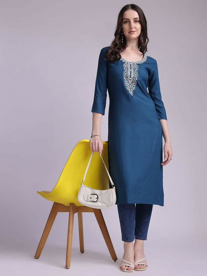 Women Teal & White Embroidered Thread Work Kurta