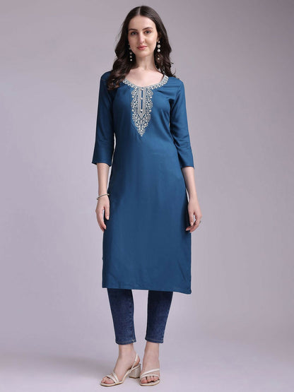 Women Teal & White Embroidered Thread Work Kurta
