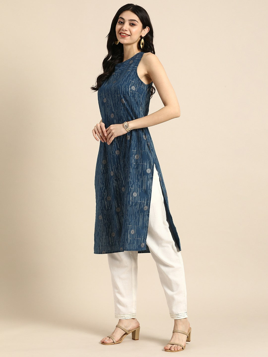 Blue Floral Printed Sleeveless Cotton Kurta