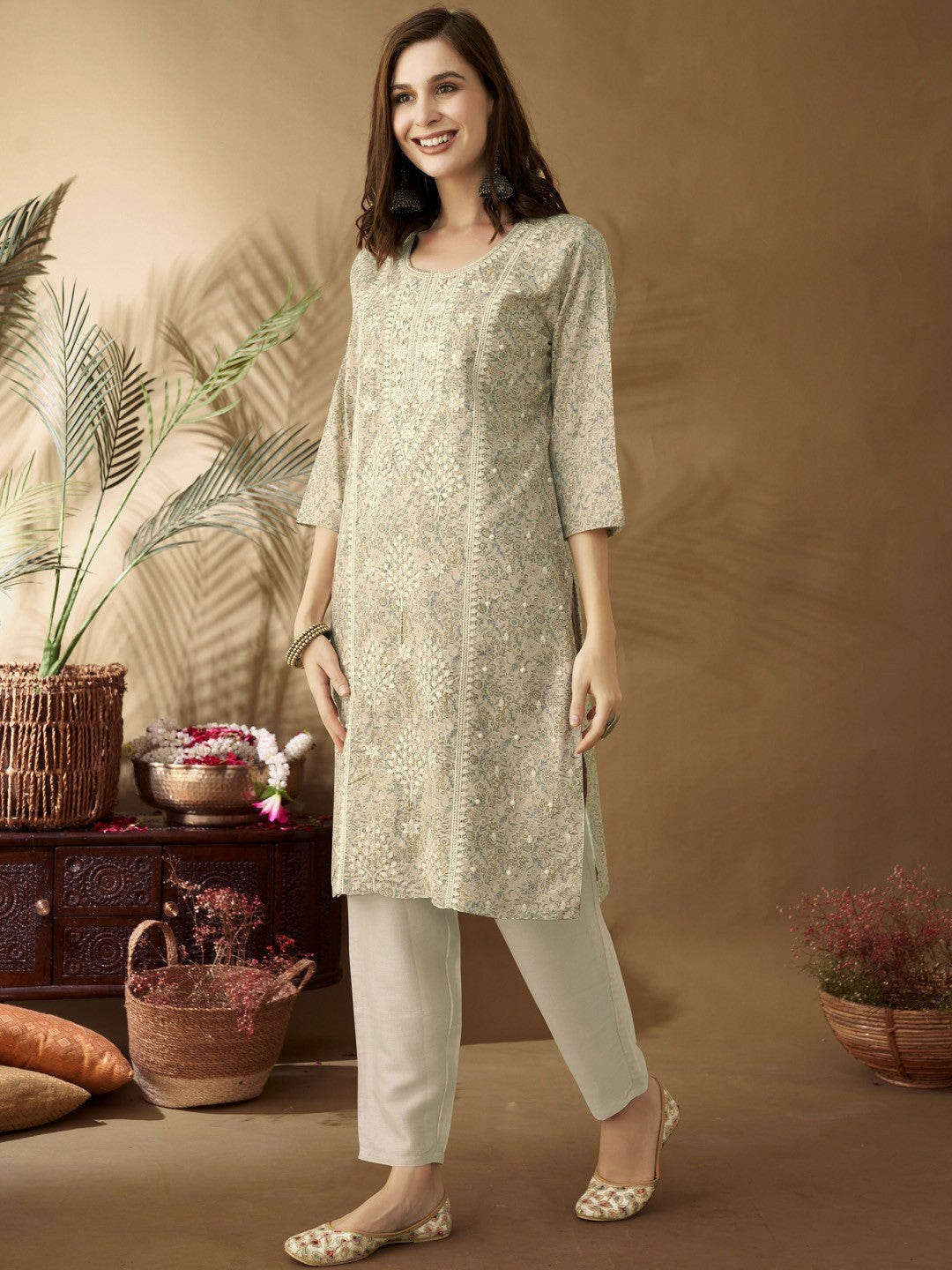 Cream-Coloured Embroidered Chanderi Silk Straight Kurta
