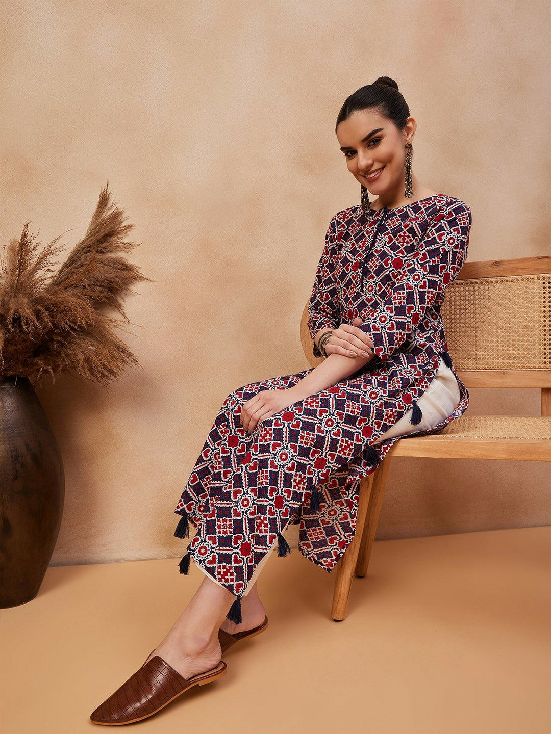 Navy Blue Ethnic Motifs Printed Pure Cotton Straight Kurta