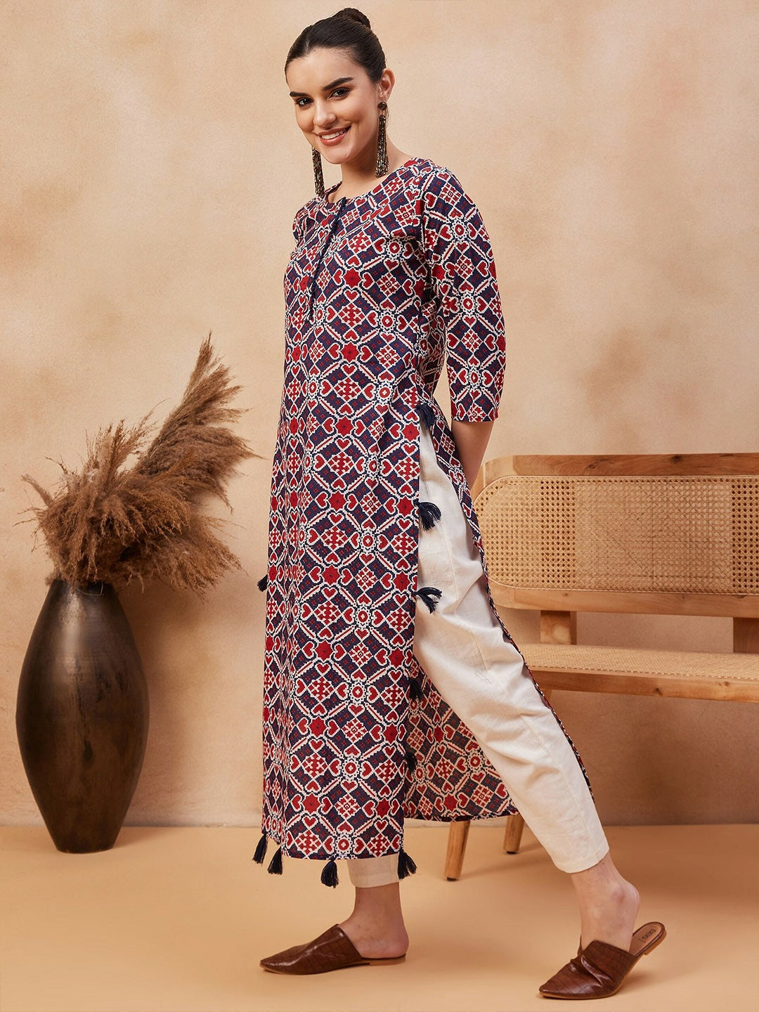 Navy Blue Ethnic Motifs Printed Pure Cotton Straight Kurta
