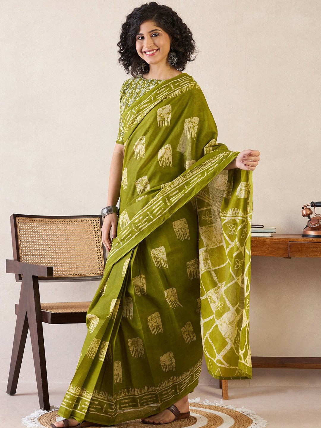 Buy Olive Green Ethnic Motifs Bagru Saree – Poly Cotton, Ready to Wear | Indiaista