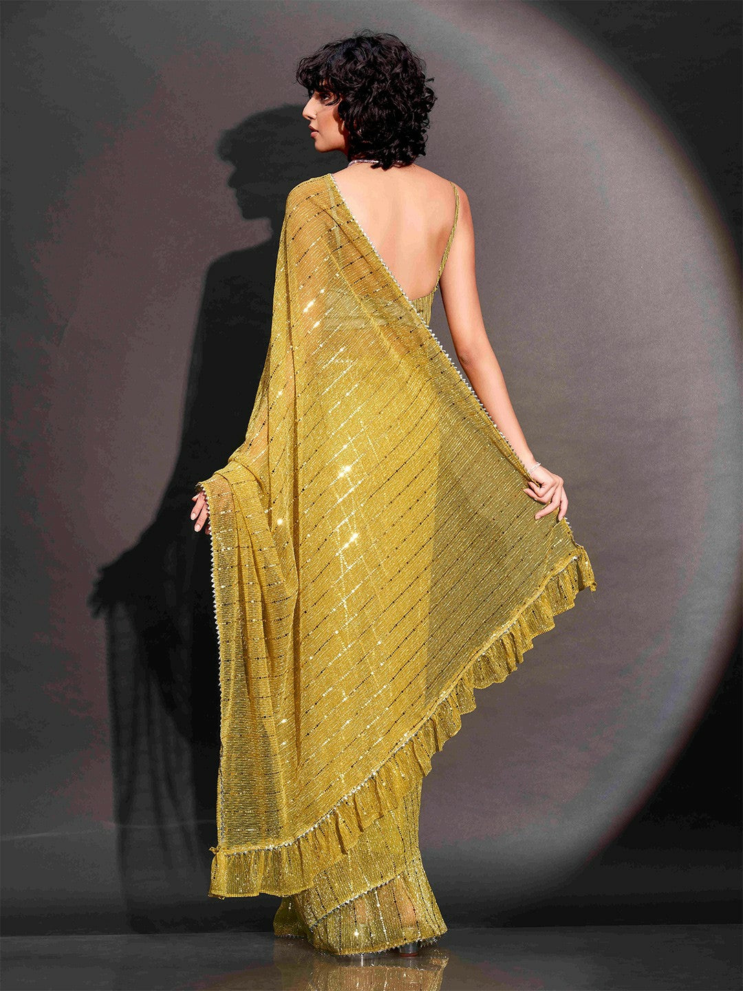 Buy Yellow & Gold-Toned Embellished Saree with Border | Ready to Wear Saree - Indiaista