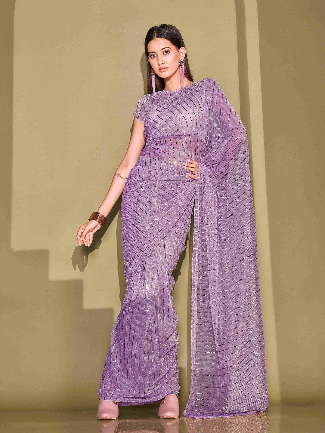 Buy Lavender & Silver-Toned Embellished Mukaish Saree Online – Indiaista