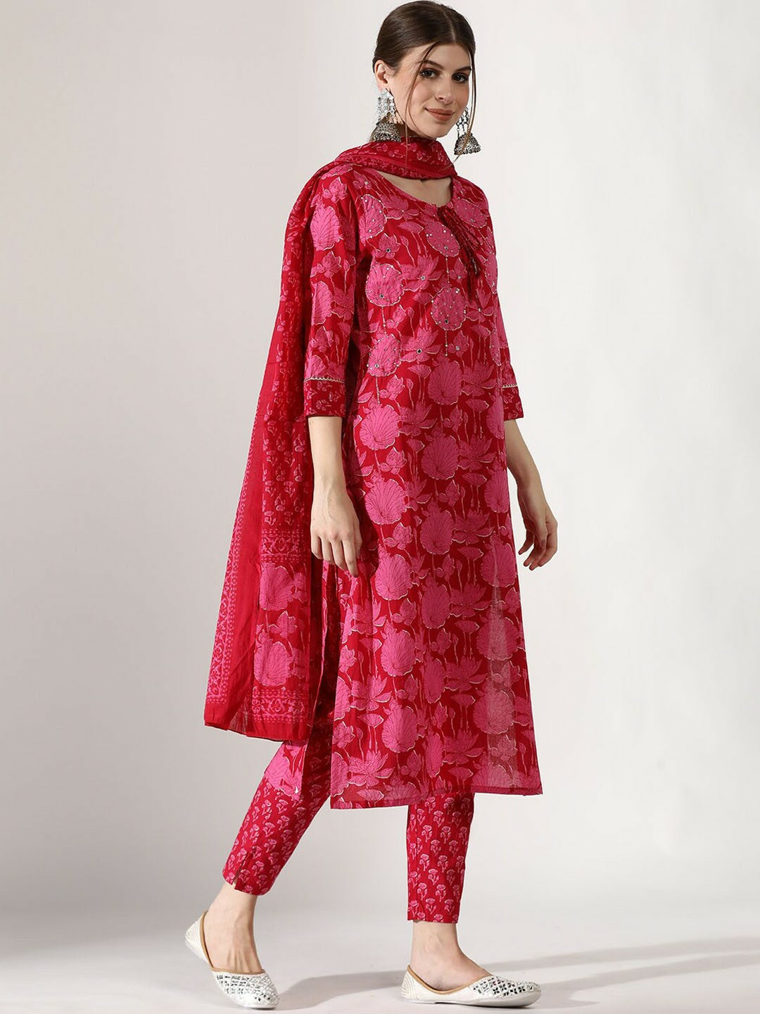 Women’s V-Neck Floral Printed Pure Cotton Kurta Set with Trousers & Dupatta | Indiaista