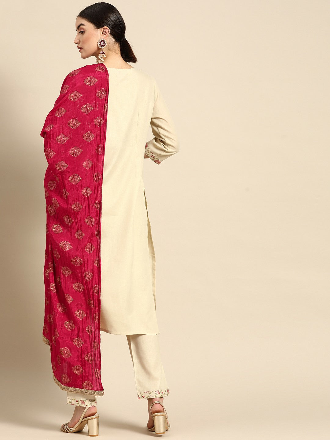 Women’s Off White & Pink Ethnic Motifs Yoke Design Kurta Set with Trousers & Dupatta | Indiaista