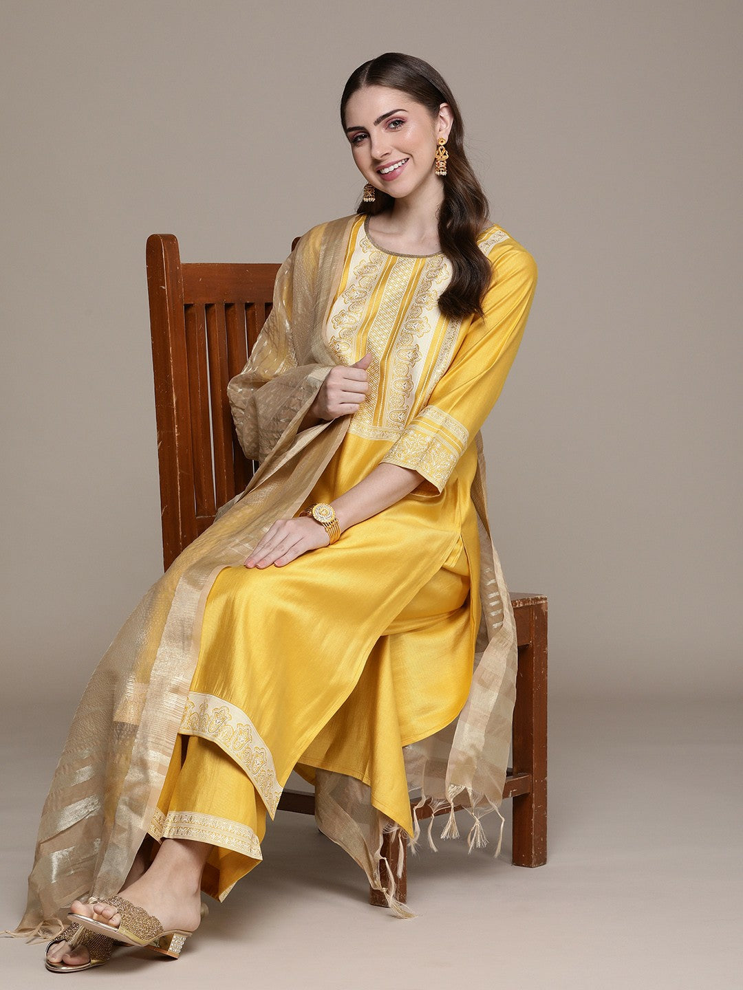 Women’s Yellow Geometric Printed Liva Kurta Set with Palazzos & Dupatta | Indiaista