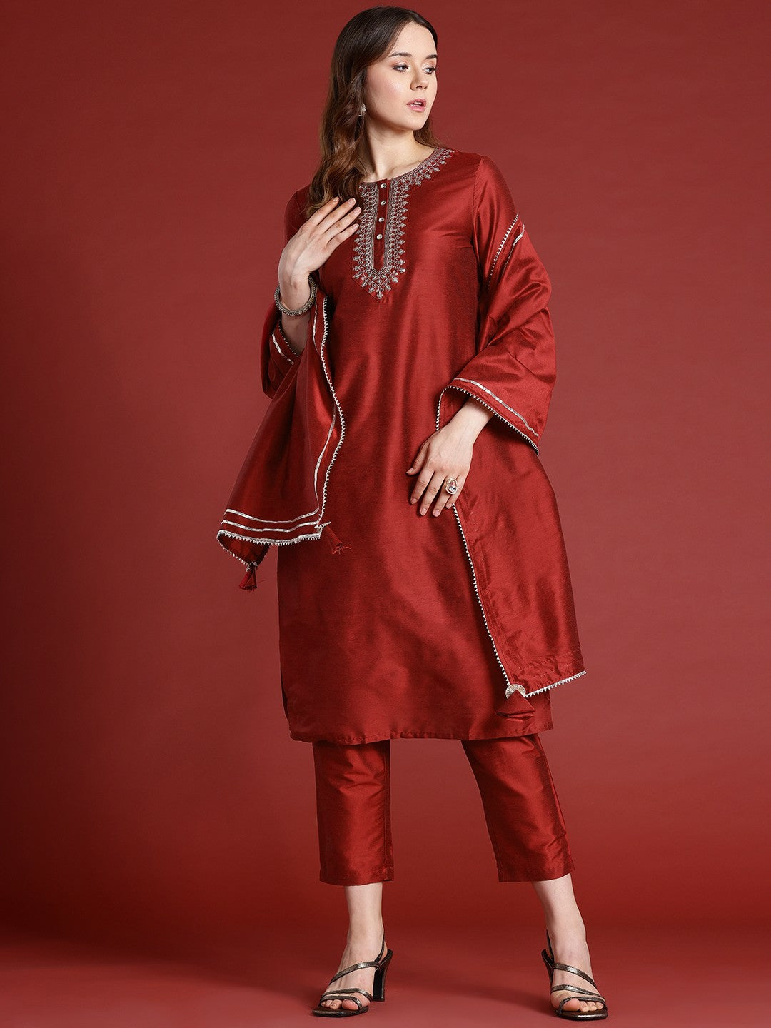 Red Embroidered Women’s Kurta Set with Dupatta – Ethnic Motif Thread Work | Indiaista