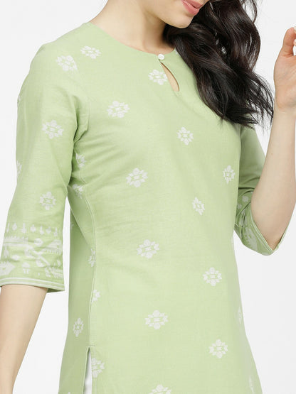 Green & White Printed Tunic for Women – Round Neck, 3/4 Sleeves | Indiaista