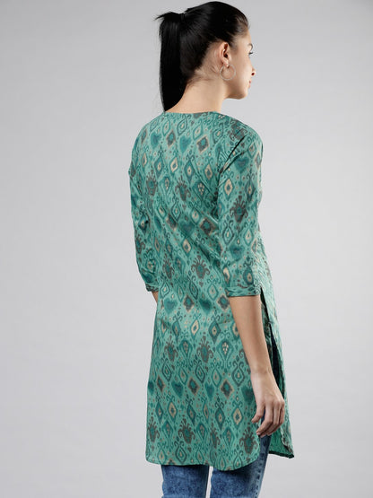 Teal Printed Tunic for Women – Round Neck, 3/4 Sleeves, Curved Hem | Indiaista