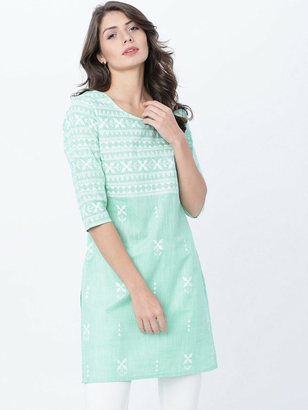 Women’s Green & White Printed Tunic – Round Neck, 3/4 Sleeves, Straight Hem | Indiaista