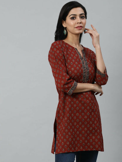 Women’s Maroon Printed Tunic – Stylish Three-Quarter Sleeve Ethnic Top | Indiaista