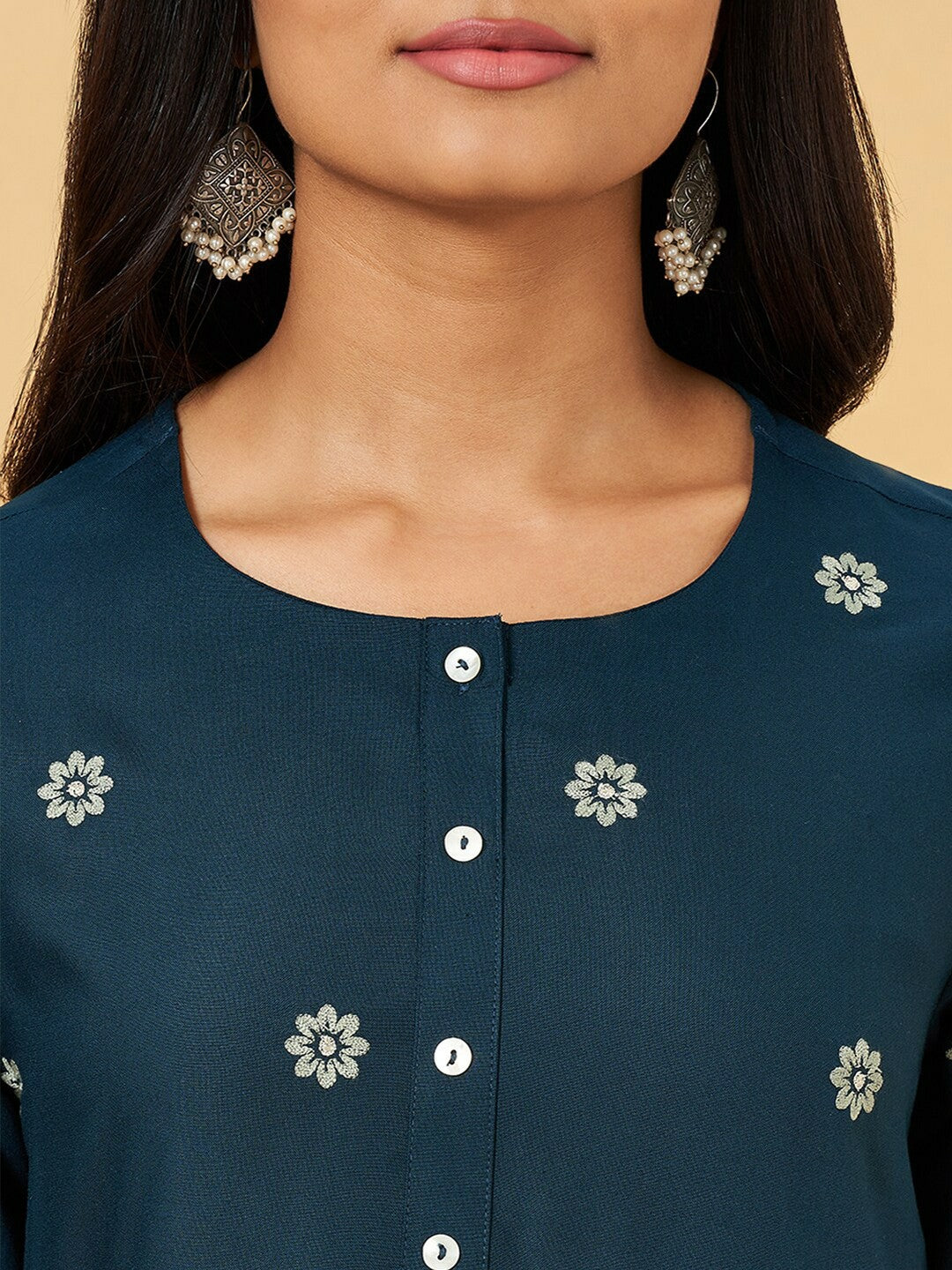 Blue & White Floral Printed Tunic for Women – Round Neck, 3/4 Sleeves, Button Closure | Indiaista