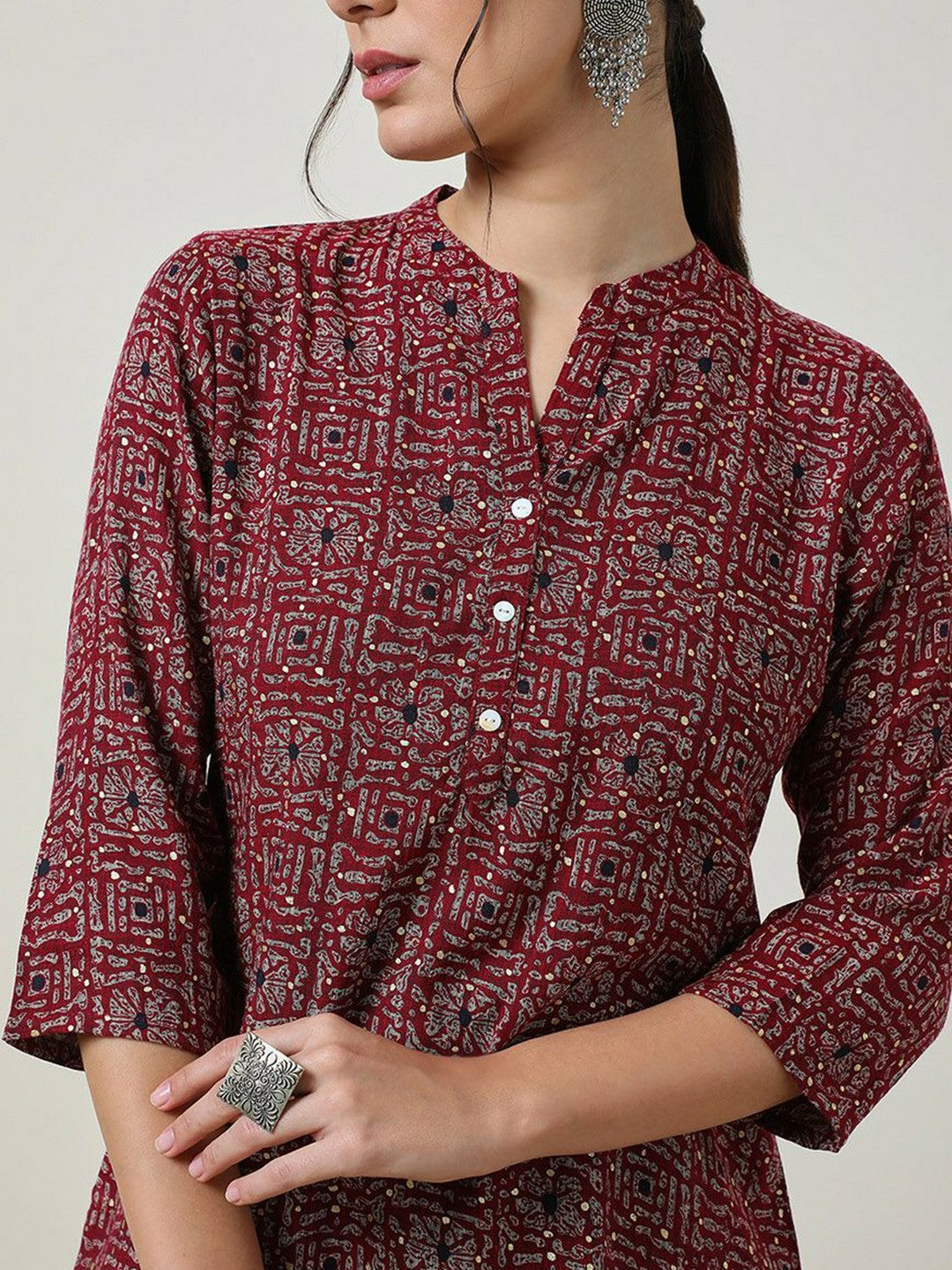 Maroon & White Printed Tunic for Women – Mandarin Collar, 3/4 Sleeves | Indiaista