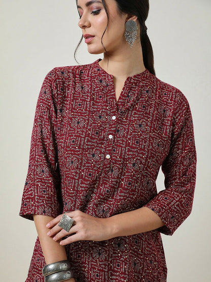 Maroon & White Printed Tunic for Women – Mandarin Collar, 3/4 Sleeves | Indiaista