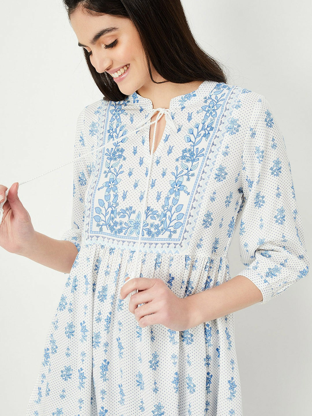 Off-White & Blue Printed Tunic for Women – Mandarin Collar, 3/4 Sleeves | Indiaista