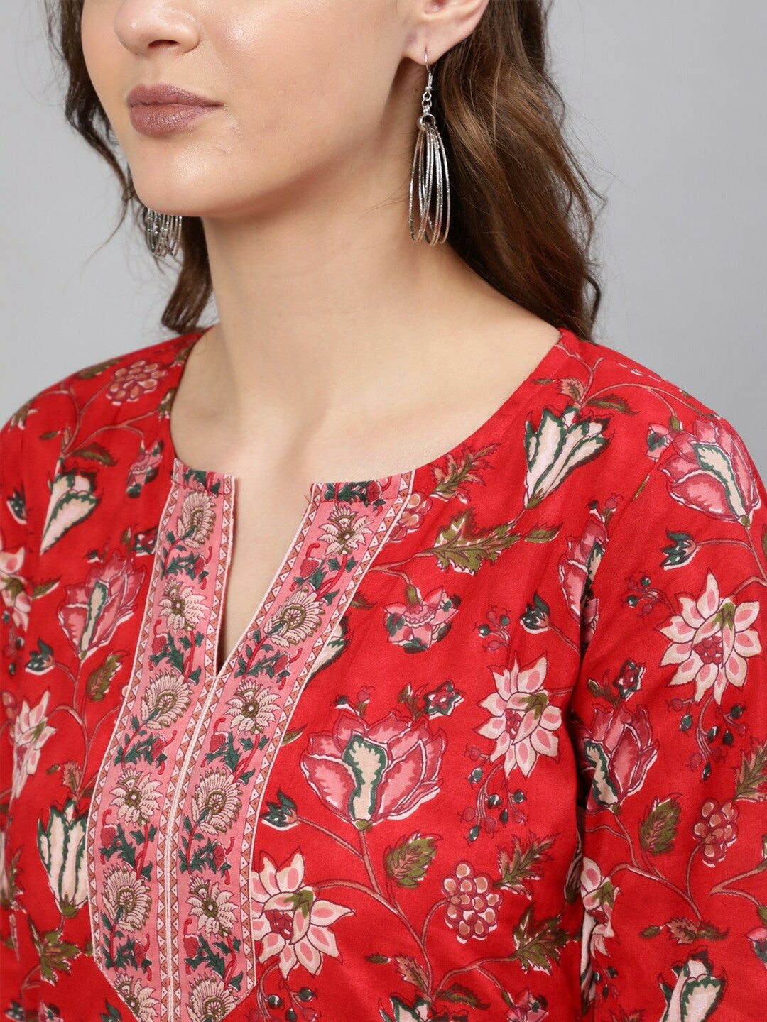 Red & Pink Cotton Printed Tunic for Women – Round Neck, 3/4 Sleeves | Indiaista