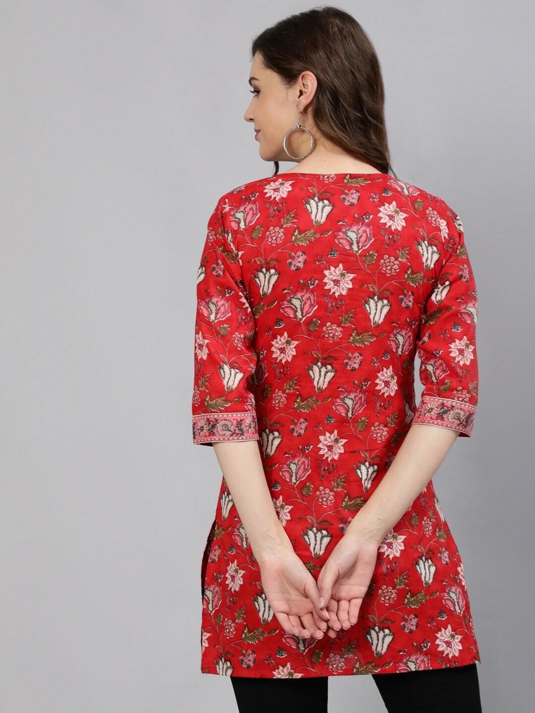 Red & Pink Cotton Printed Tunic for Women – Round Neck, 3/4 Sleeves | Indiaista