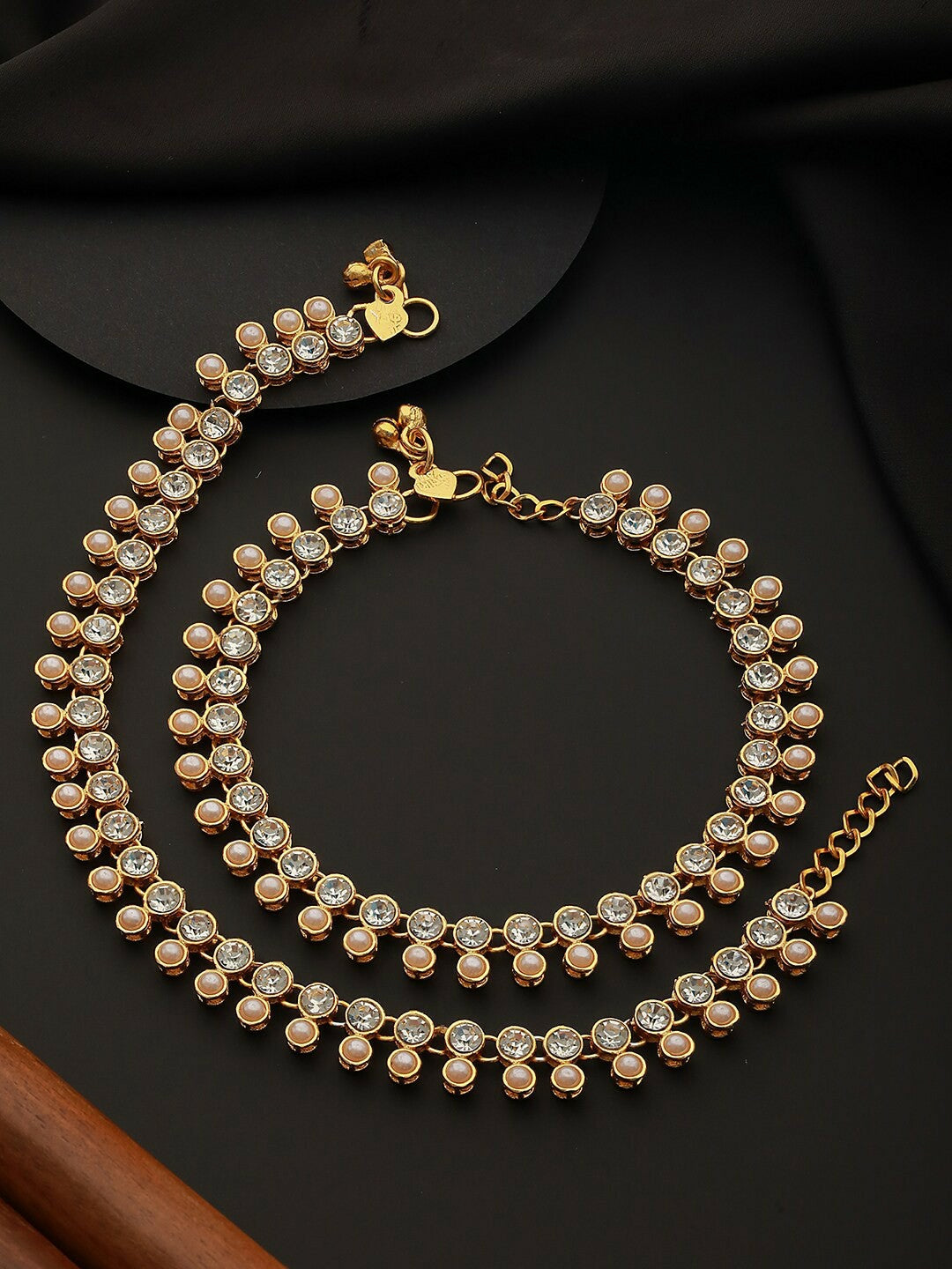 Set of 2 Gold-Plated Kundan-Studded Pearl Anklets – Traditional Indian Jewelry