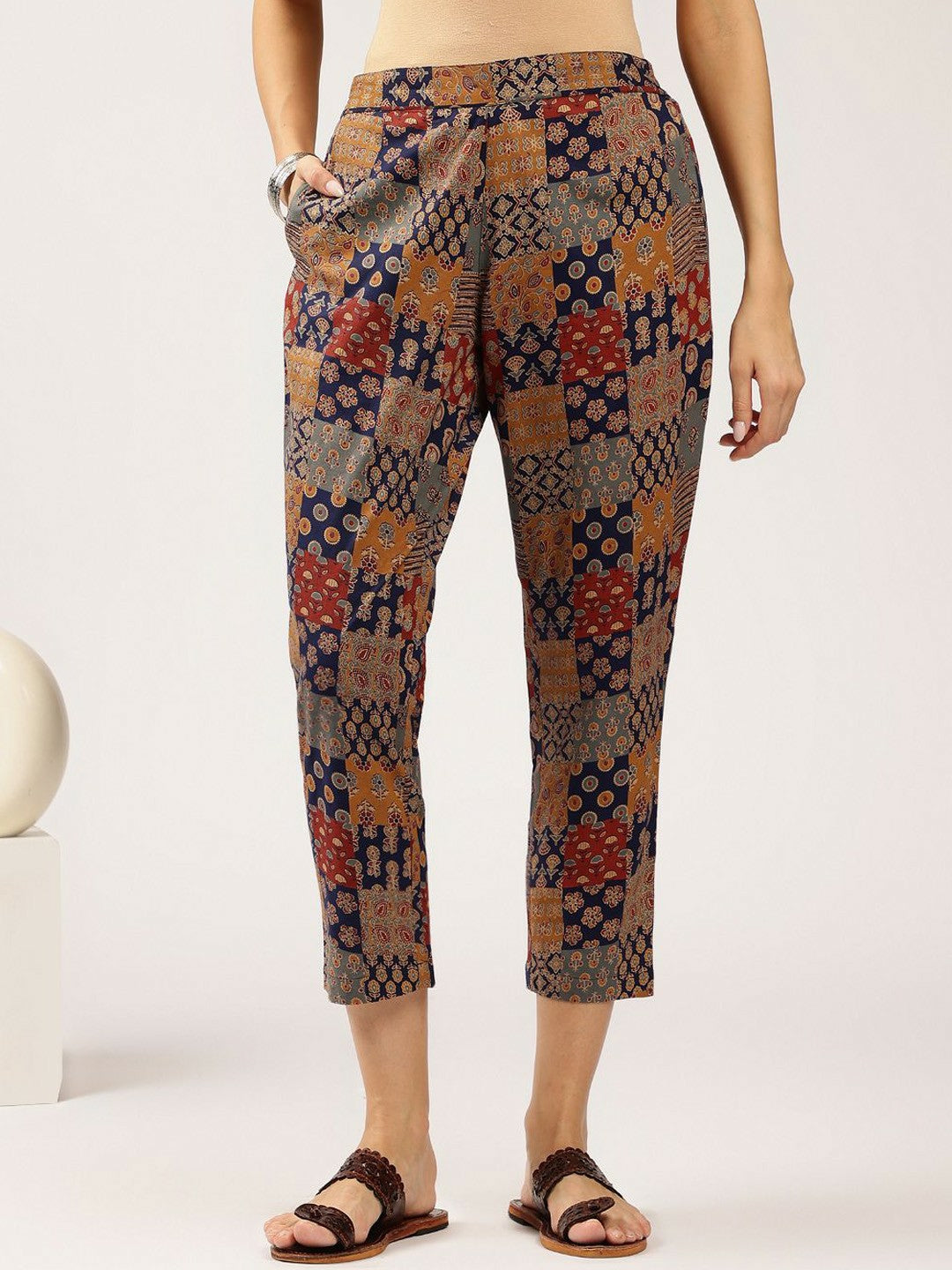 Navy Blue Floral Printed Kurta with Trousers