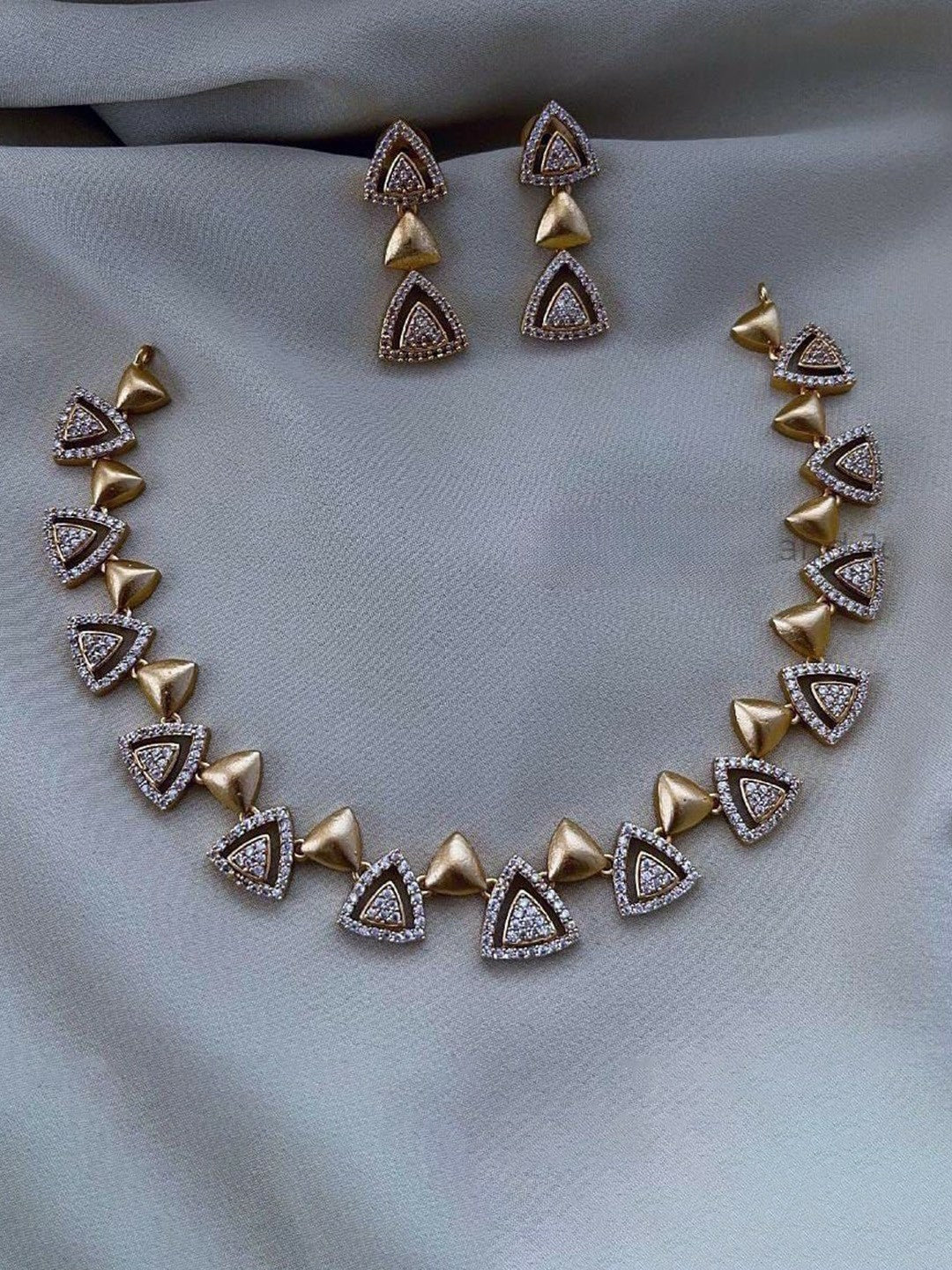 Gold-Plated Zircon & Pearl Beaded Choker Necklace Set
