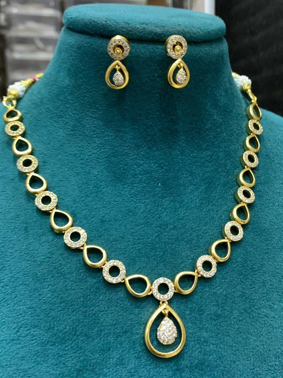 Gold-Plated Red & White Zirconia Choker Set with Earrings