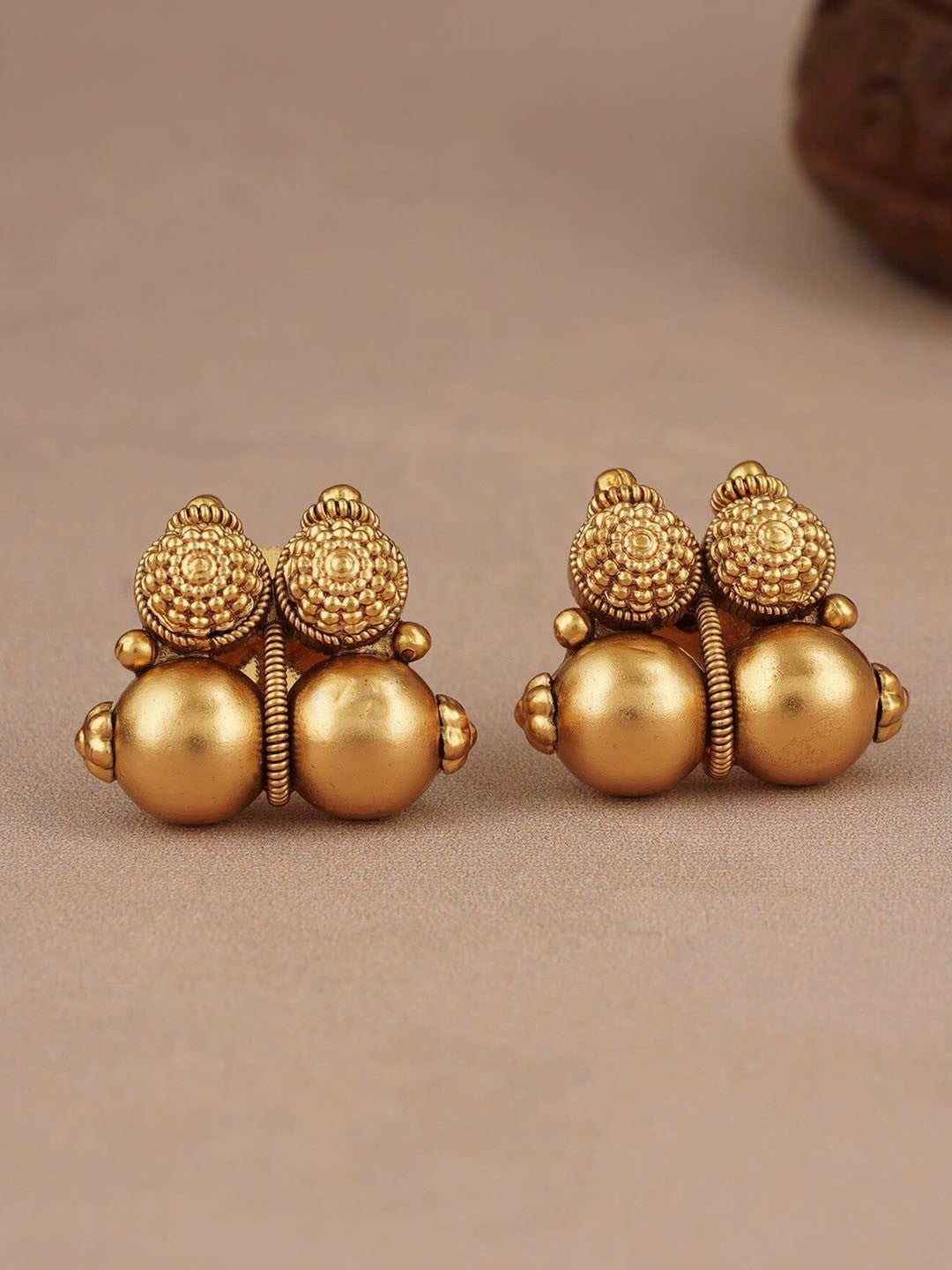 Gold-Plated Beaded Antique Choker Necklace Set with Earrings