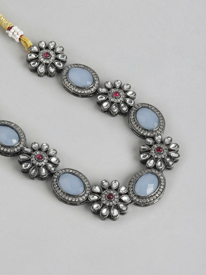 Silver Plated Grey Kundan Necklace Set with Earrings