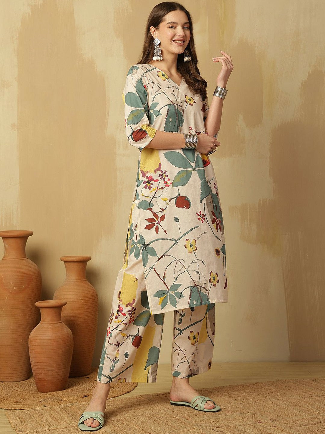 Cream Floral Printed V-Neck Kurta with Palazzo
