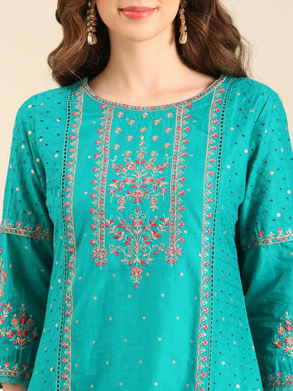 Blue Floral Embroidered Cotton Kurta Set with Dupatta – Elegant 3-Piece Set for Women