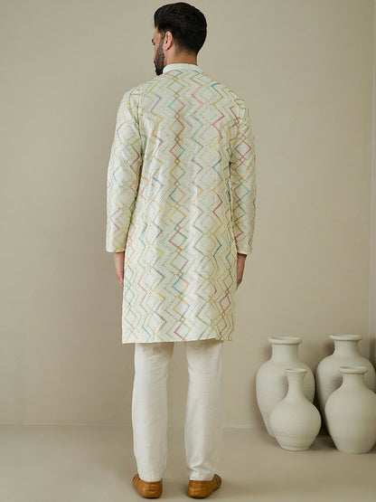 Men’s Off-White Geometric Embroidered Kurta with Sequin Detail