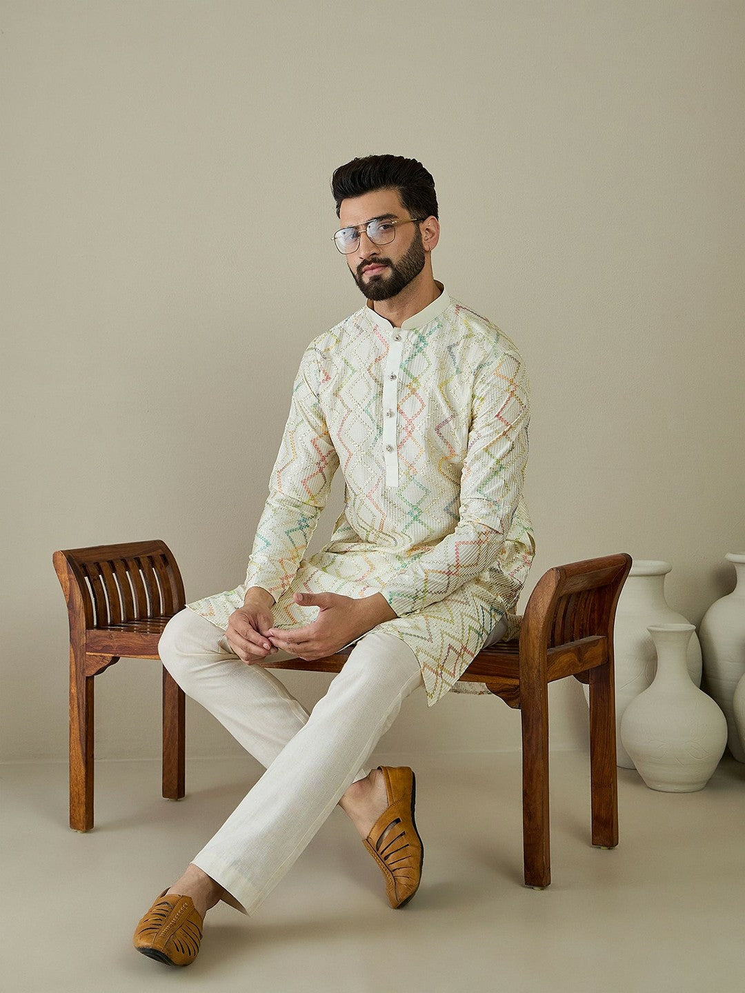 Men’s Off-White Geometric Embroidered Kurta with Sequin Detail