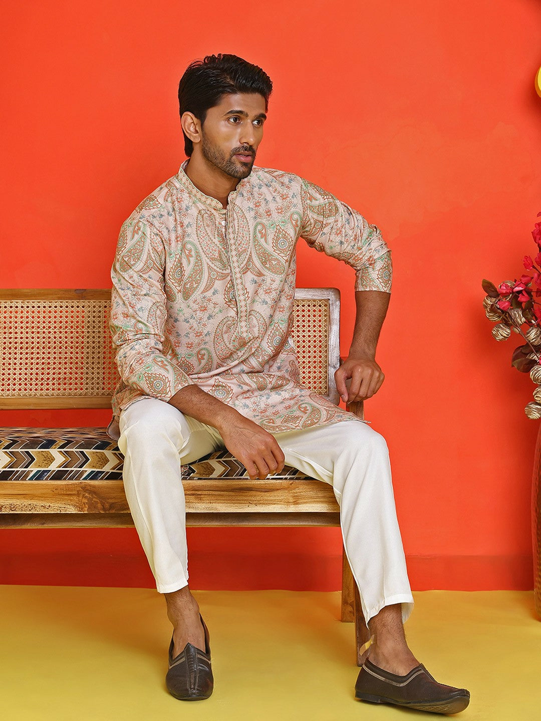 Men’s Beige Paisley Printed Kurta