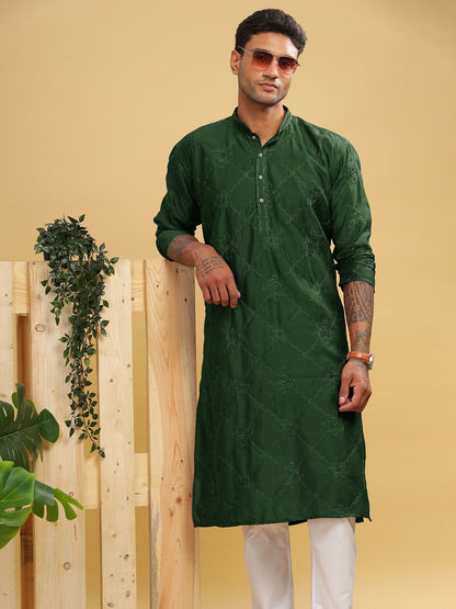 Green Ethnic Motif Embroidered Cotton Kurta with Band Collar