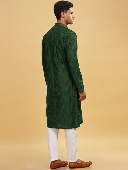 Green Ethnic Motif Embroidered Cotton Kurta with Band Collar