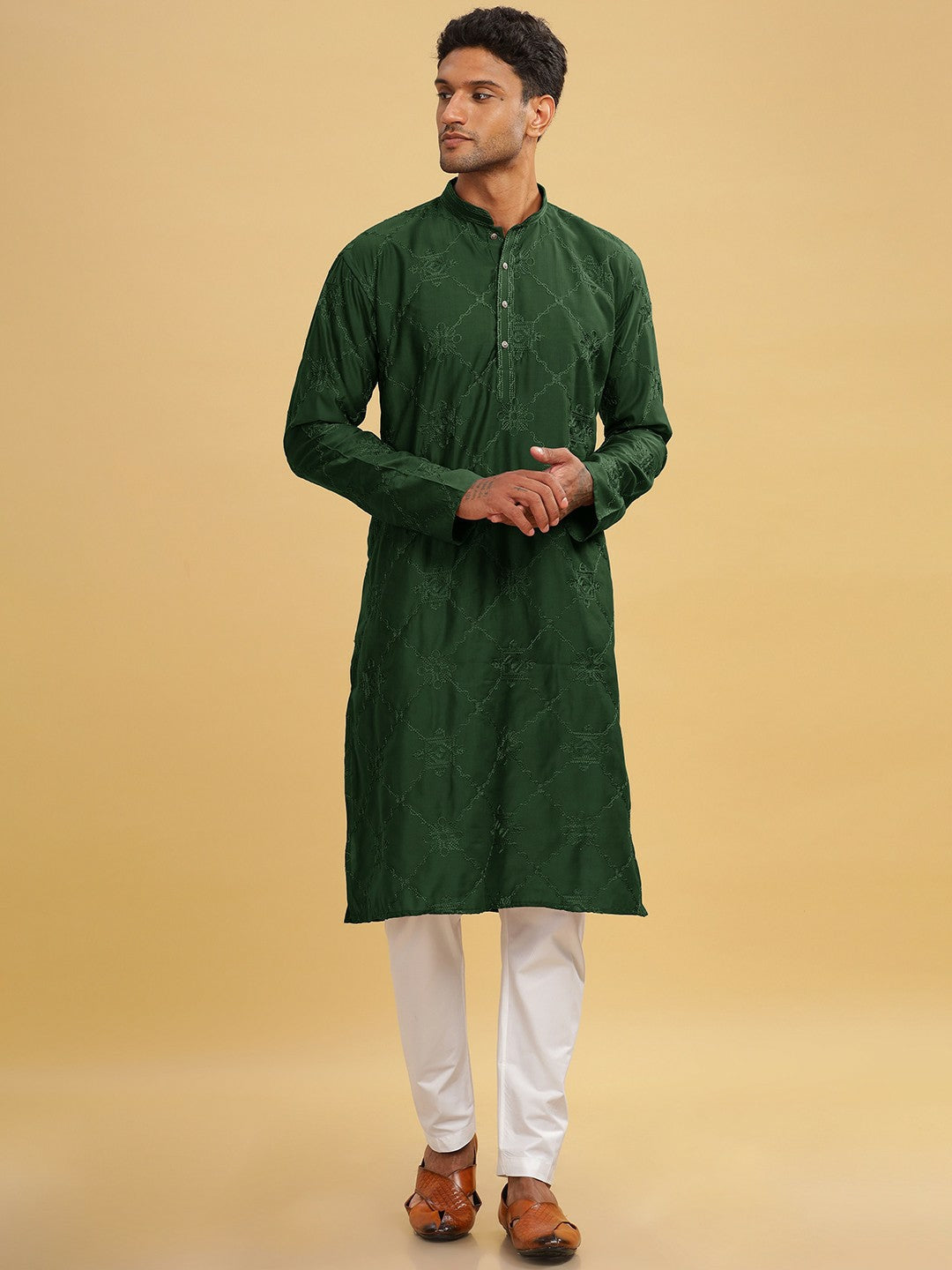 Green Ethnic Motif Embroidered Cotton Kurta with Band Collar