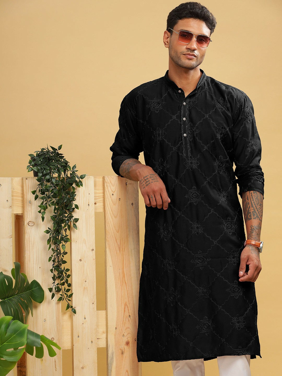 Black Ethnic Motif Embroidered Cotton Kurta with Band Collar