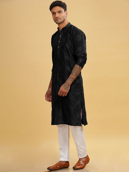 Black Ethnic Motif Embroidered Cotton Kurta with Band Collar