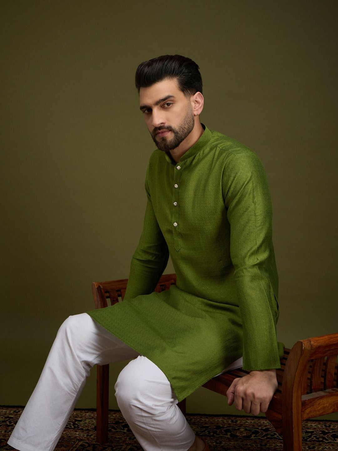 Green Embroidered Cotton Kurta with Pockets & Mandarin Collar