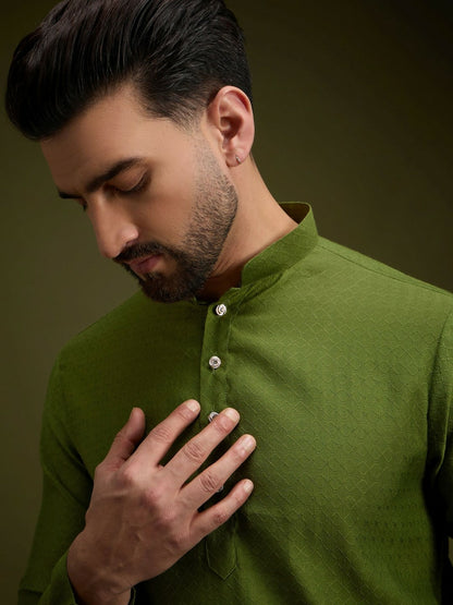 Green Embroidered Cotton Kurta with Pockets & Mandarin Collar