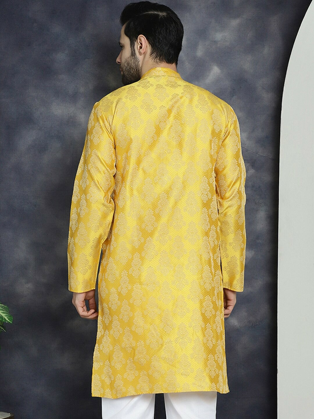 Yellow Jacquard Cotton Silk Kurta with Ethnic Motifs
