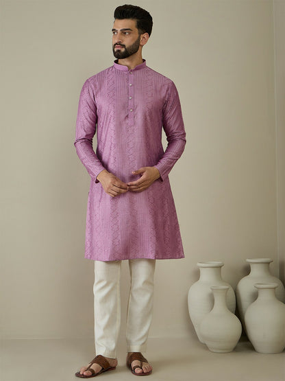 Lavender Ethnic Embroidered Kurta with Mandarin Collar & Thread Work